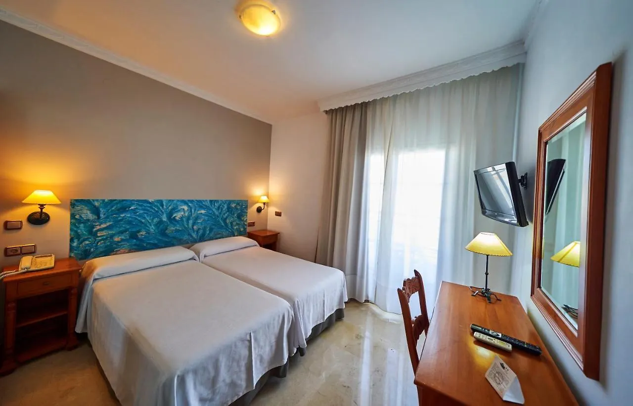 Hotel Bajamar Centro Nerja